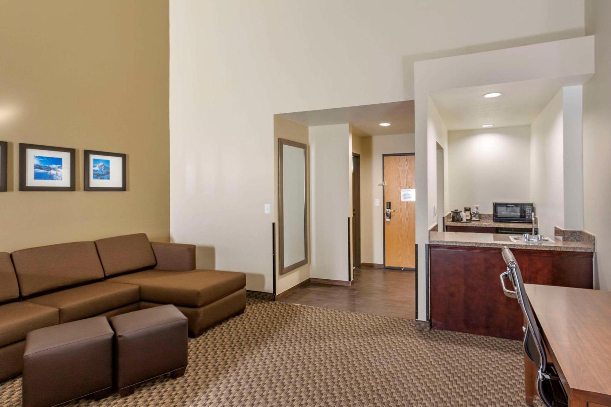 Comfort Suites Ogden Conference Center Exterior foto